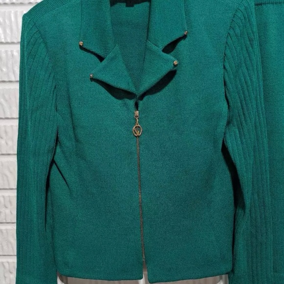 St. John knit Skirt suit size 4/6 - Picture 6 of 7